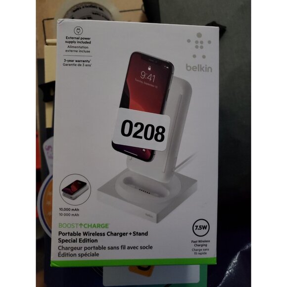 Belkin portable wireless charger + stand. (Open box brand new) - Picture 1 of 3